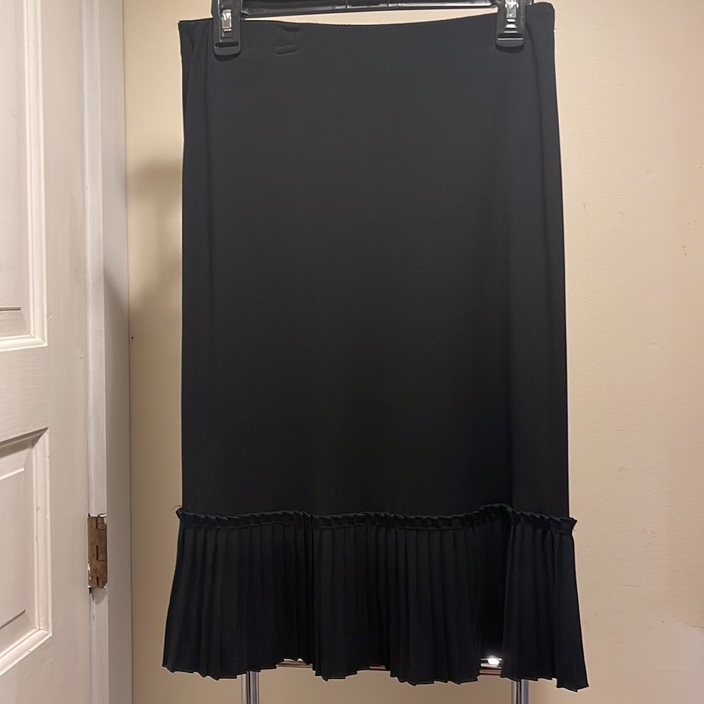 Max Studio Skirt - Picture 2 of 7